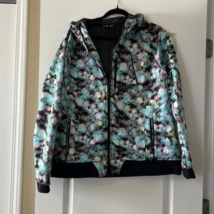 Gorgeous under armour snowboarding jacket XL